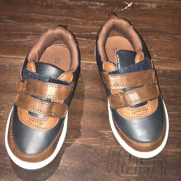 Carter's Ready to wear shoes - Picture 2 of 3